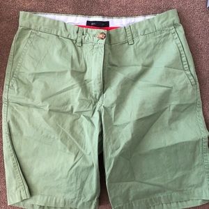 Tommy Hilfigur Green Shorts Size 36